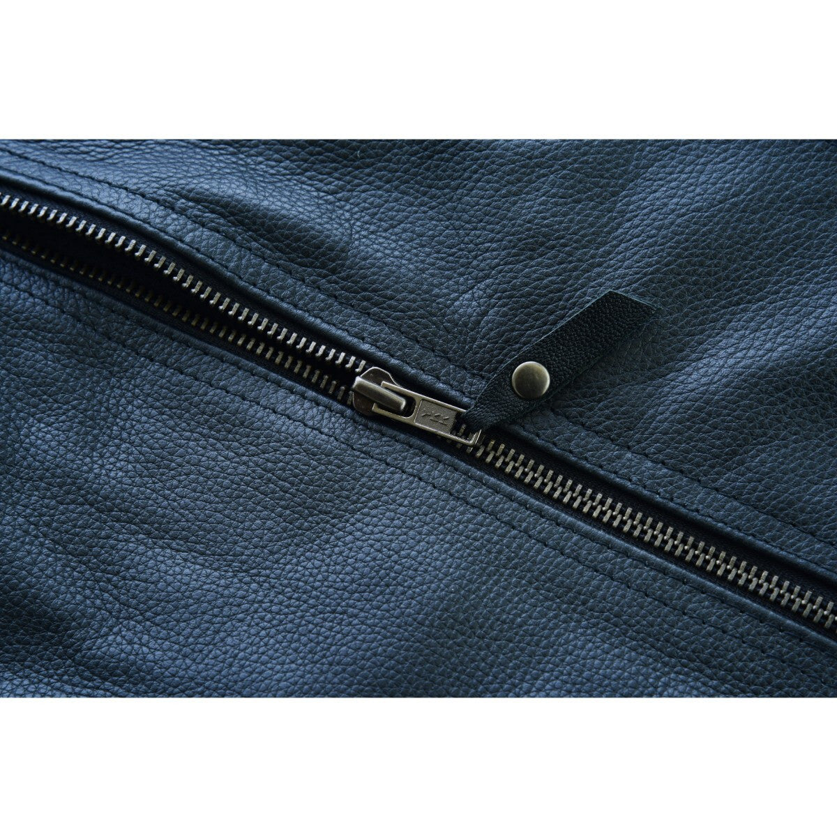 High-Mileage-Womens-Black-Premium-Cowhide-Biker-Motorcycle-Leather-Vest-Buckles-detail-pic